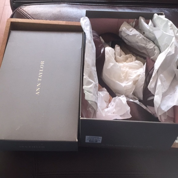Ann Taylor Shoes - Picture 7 of 8